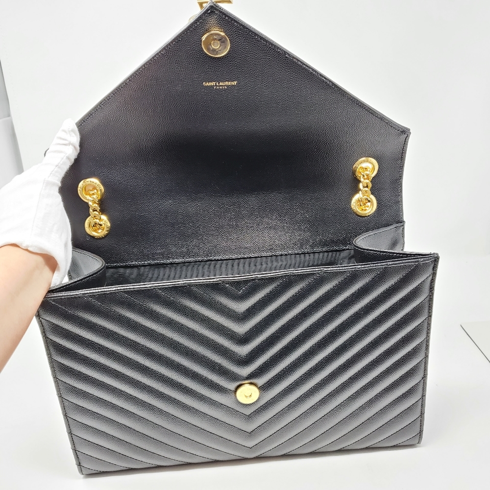 100% Auth YSL Large Envelope Shoulder Bag - Picture 10 of 16